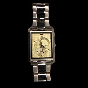 Kenneth Cole reaction watch